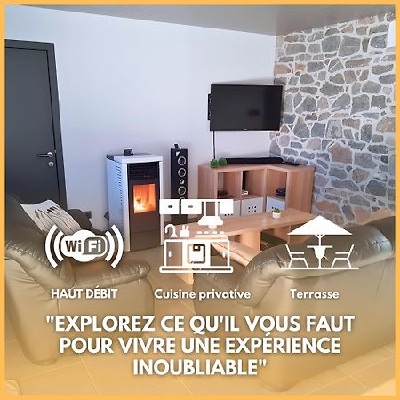 Au Chant Des Roches - Parking - Wifi - Terrasse - Chambres Familiales - Cerfontaine Bagian luar foto