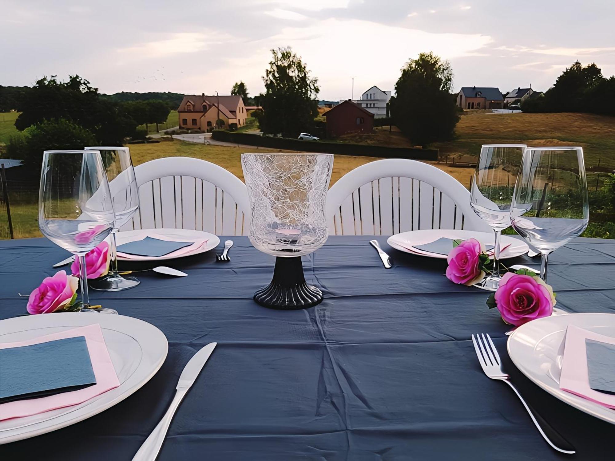 Au Chant Des Roches - Parking - Wifi - Terrasse - Chambres Familiales - Cerfontaine Bagian luar foto
