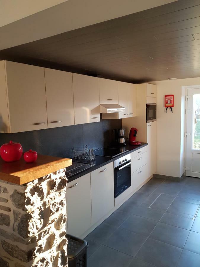 Au Chant Des Roches - Parking - Wifi - Terrasse - Chambres Familiales - Cerfontaine Bagian luar foto